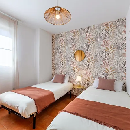 Jardin Privado # Netflix # Playa A 8min # Wifi # Familia # * Vera